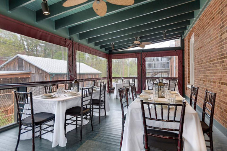 Balcony at Lola's Celebration Venue Saluda N.C.