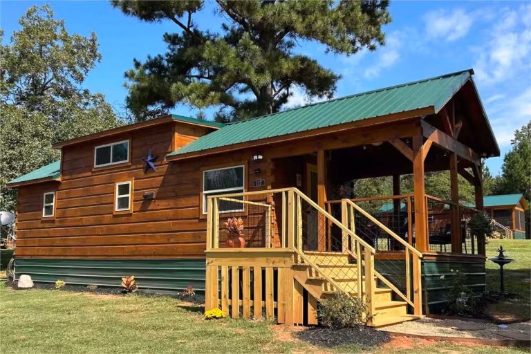 Cabin at Firefly Cove Exterior