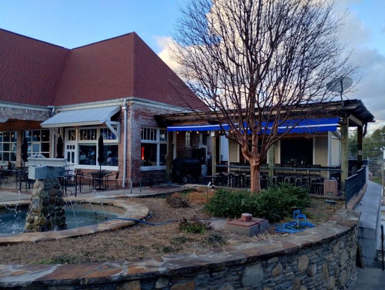 Railside Grill Exterior Corner